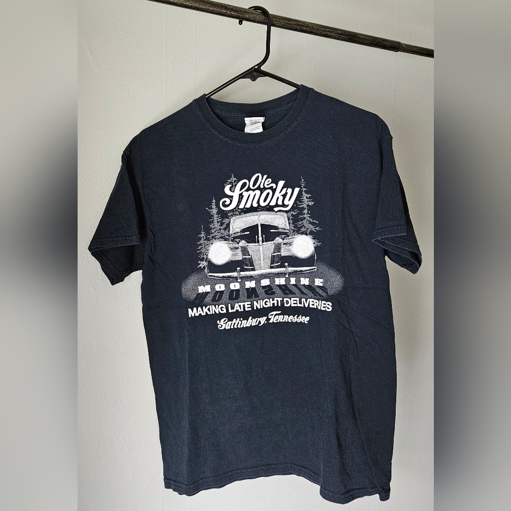 Ole Smoky Distillery Moonshine Black Graphic Short-Sleeve Tee